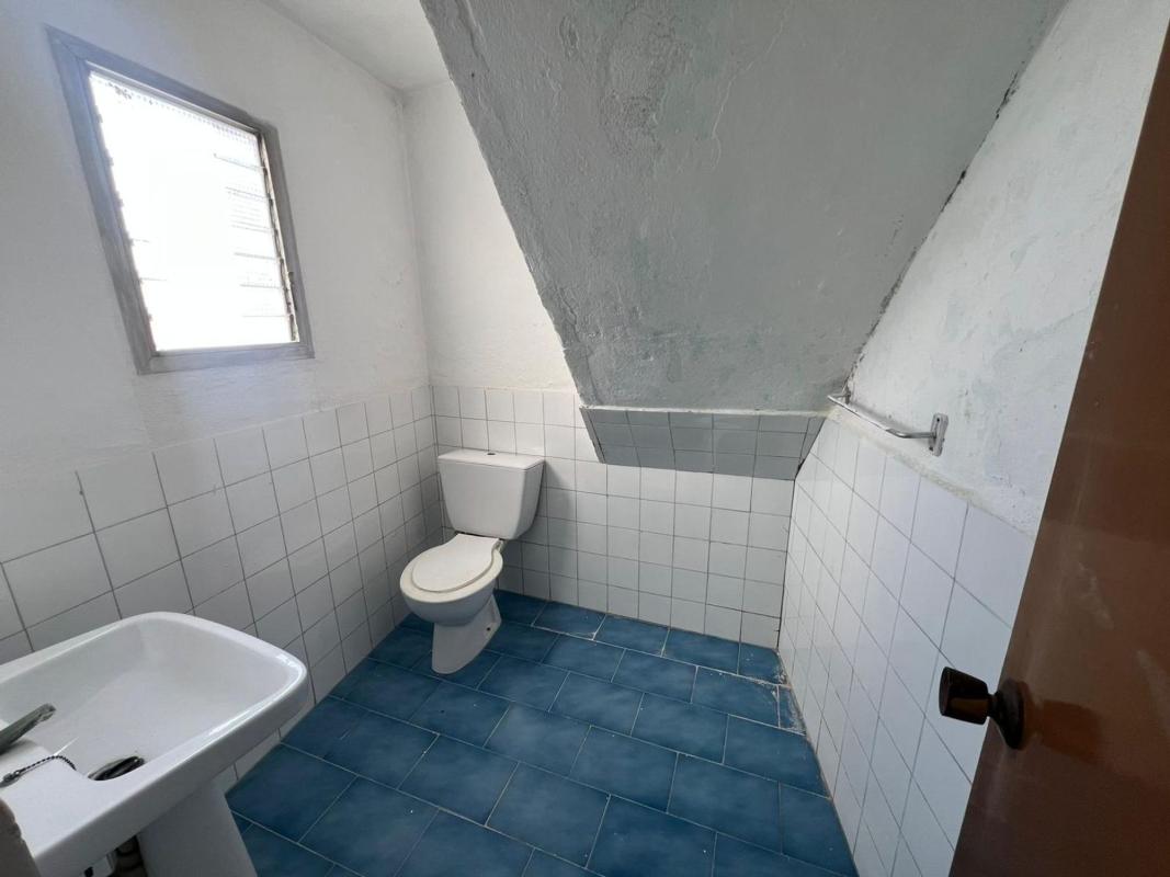 Venta de chalet adosado en  Chalet adosado en La Goleta - San Felipe Neri, Málaga , Málaga photo 4