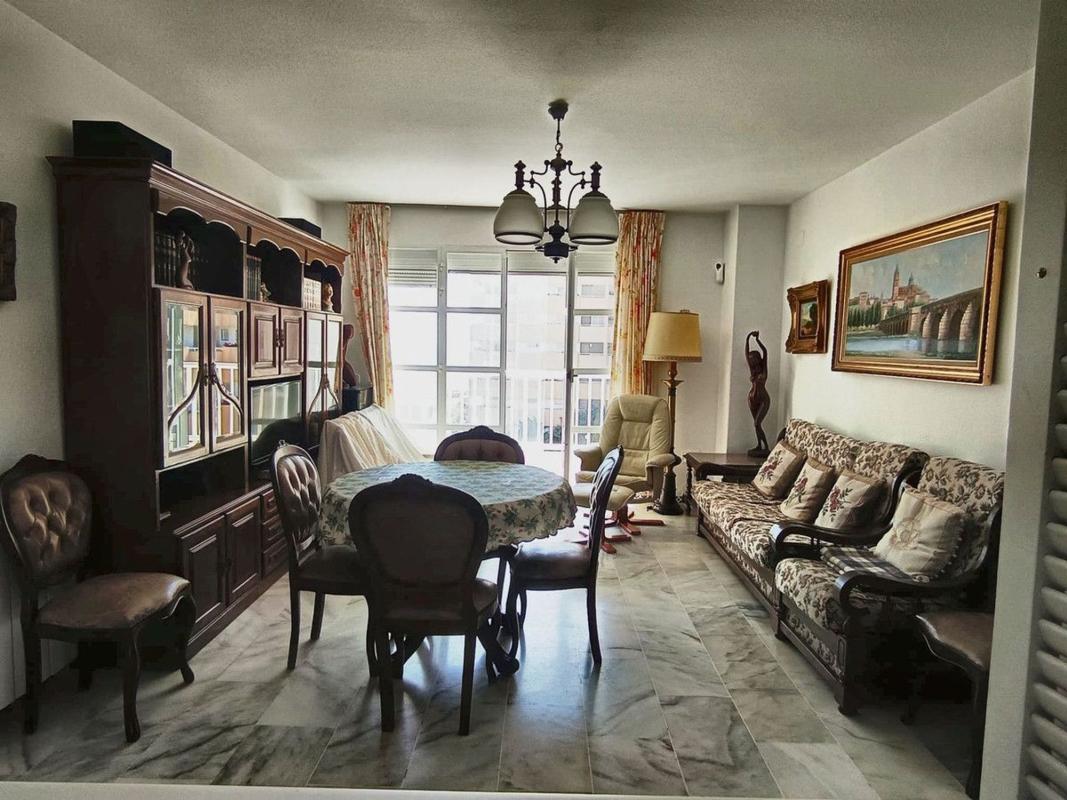 Продажа квартиры на Piso en Avenida Fuengirola, 2, Las Gaviotas, Fuengirola, Фуэнхирола
photo 4