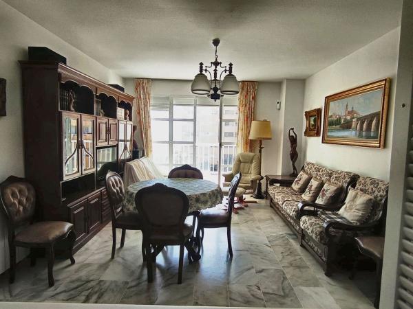 Venta de piso en Piso en Avenida Fuengirola, 2, Las Gaviotas, Fuengirola, Fuengirola
 photo 4
