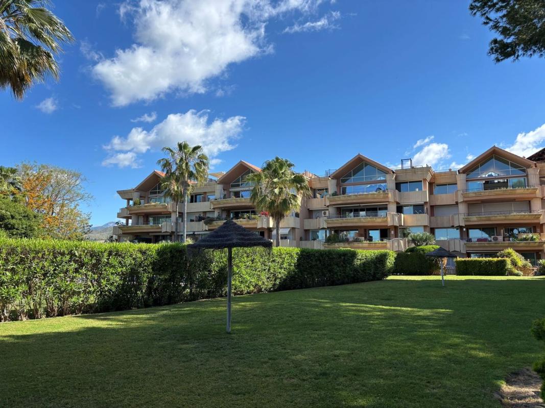Sprzedaż mieszkania w Piso en Calderon De La Barca-nva, Los Naranjos, Marbella, Marbella
photo 2
