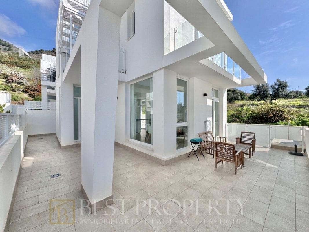 Properties for sale and rent in Spain photo 5