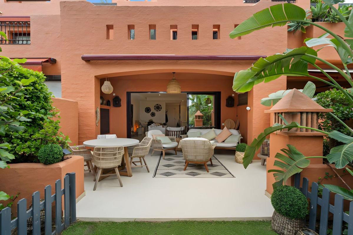 Sale of townhouse in Chalet adosado en Calle Cerquilla de Nagûeles, Lomas de Marbella Club, Marbella , Marbella photo 1