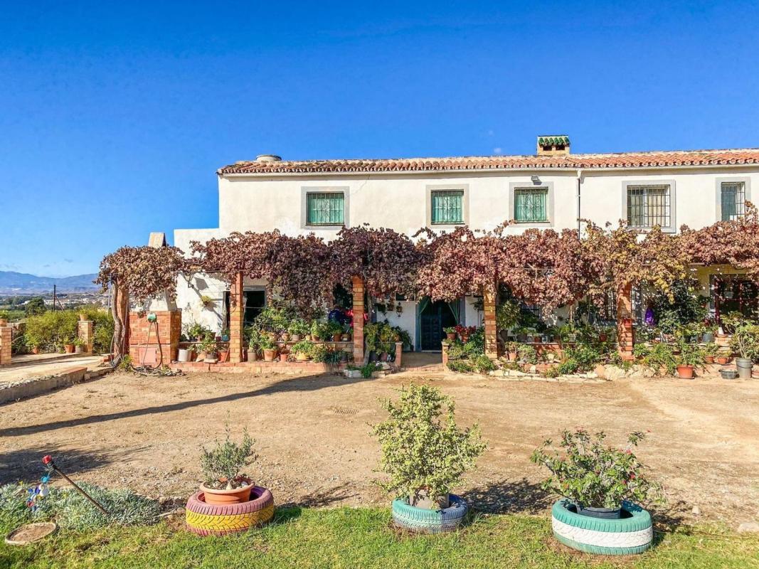 Продажа загородного участка в Finca rústica en Pasaje de Goya, Estación, Cártama , Картама photo 2