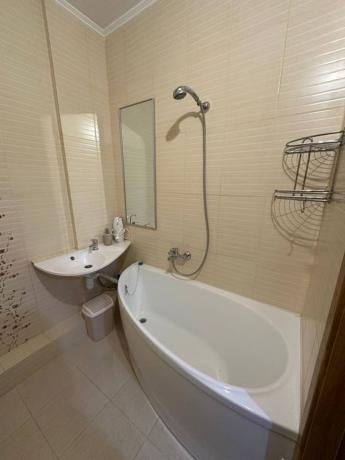 Venta de piso en Piso en Calle Alderete, 12, El Molinillo - Capuchinos, Málaga, Málaga
 photo 1