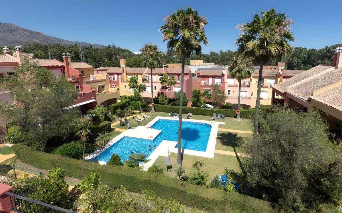 Sale of townhouse in Chalet adosado en Puente Romano, Marbella , Marbella photo 1