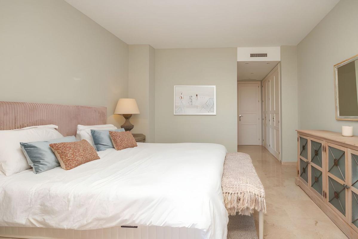 Продажа квартиры на Piso en Green Hills - Las Cumbres de Elviria, Marbella, Марбелла
photo 5