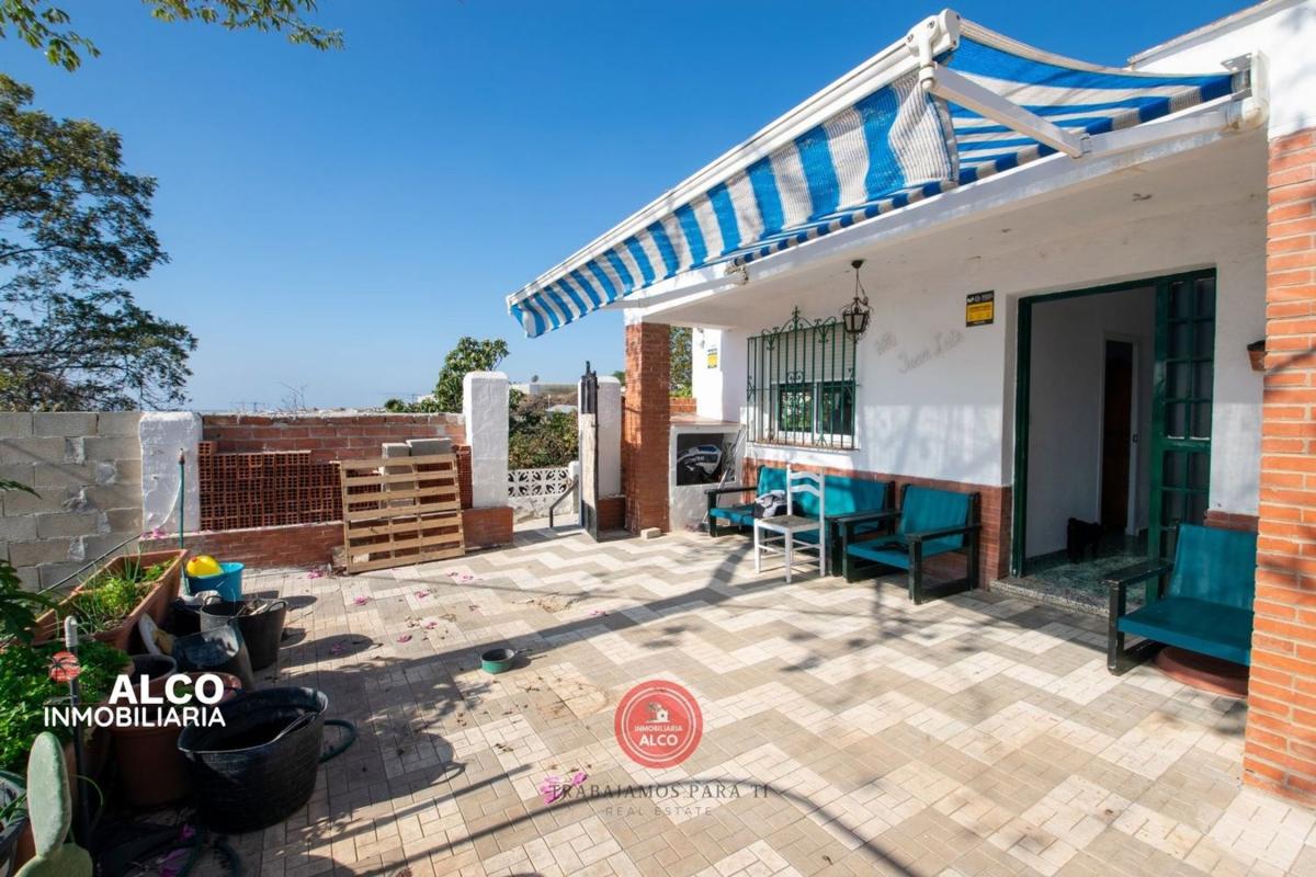 Properties for sale and rent in Spain photo 2