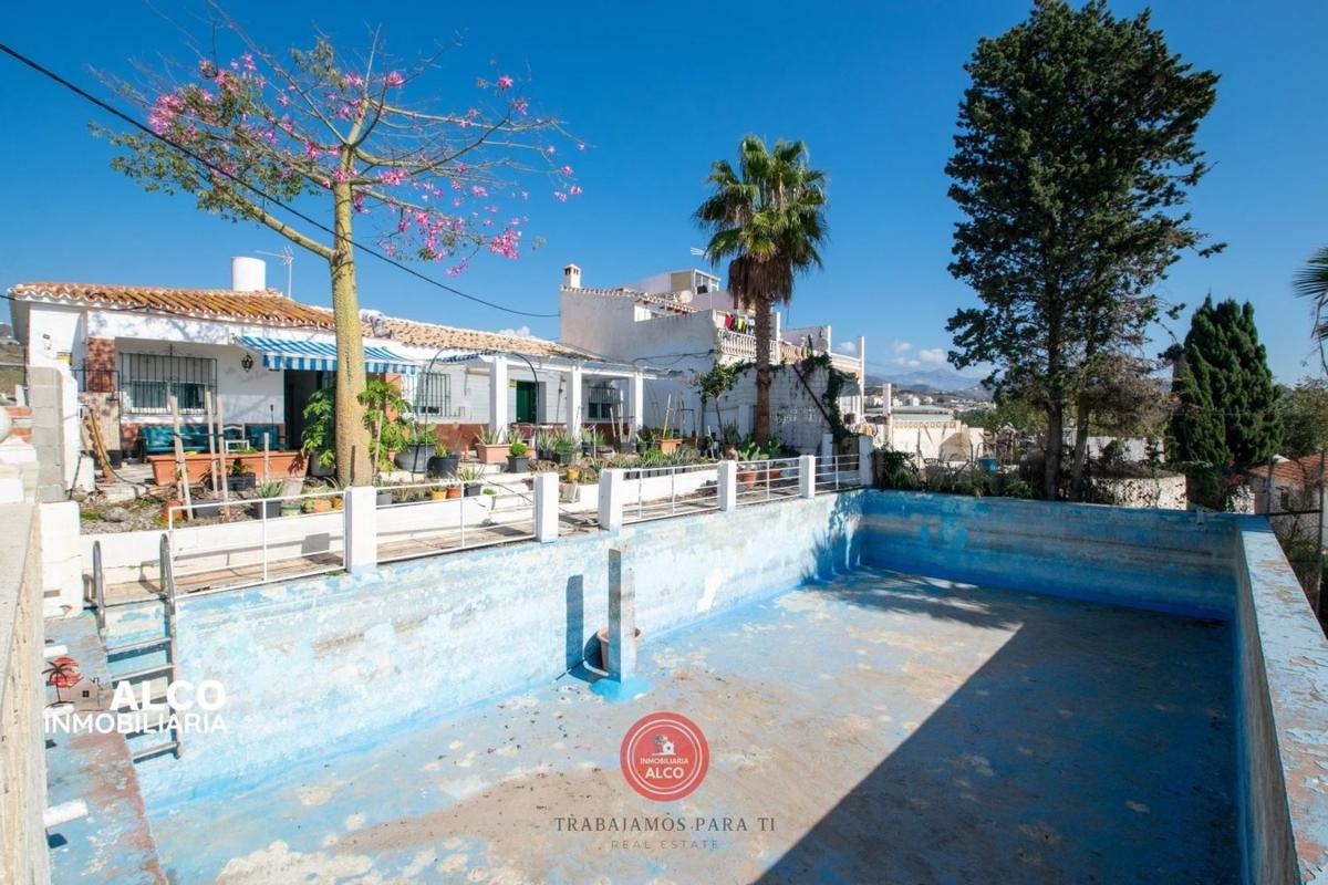 Properties for sale and rent in Spain photo 3