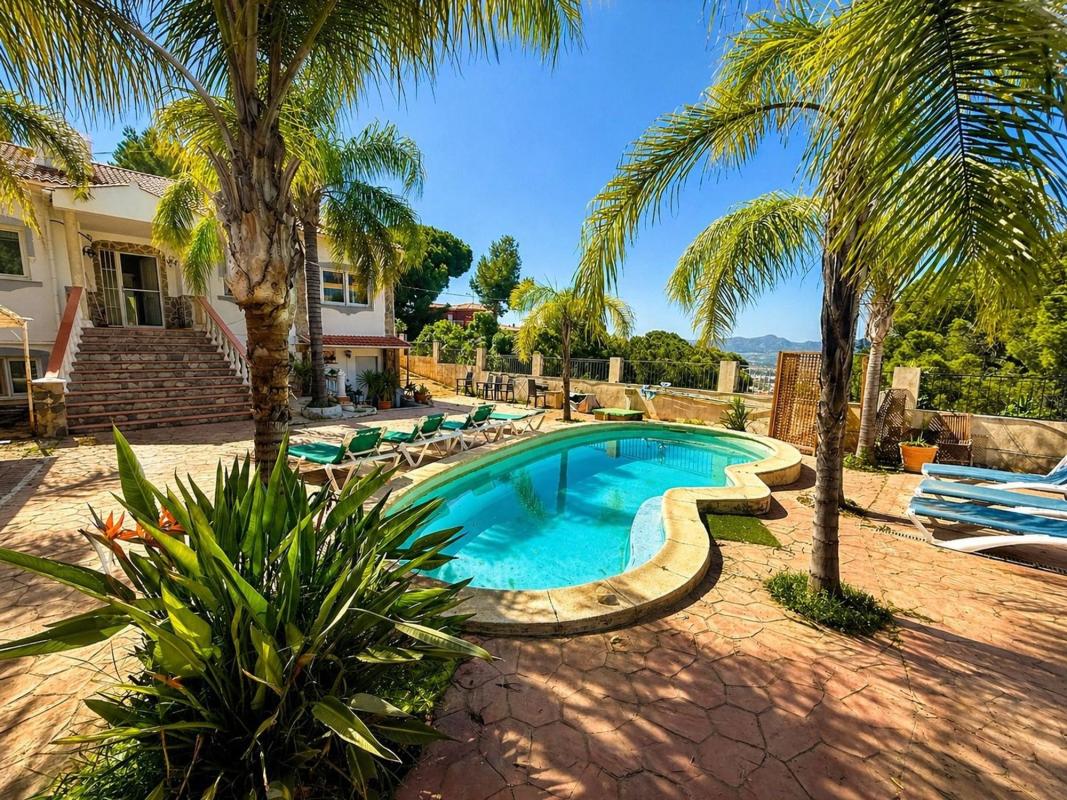 Properties for sale and rent in Spain photo 1