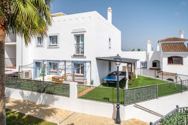 Venta de piso en Piso en Urbanizacion el Paraiso, El Paraíso, Benahavís, Benahavís
photo 1