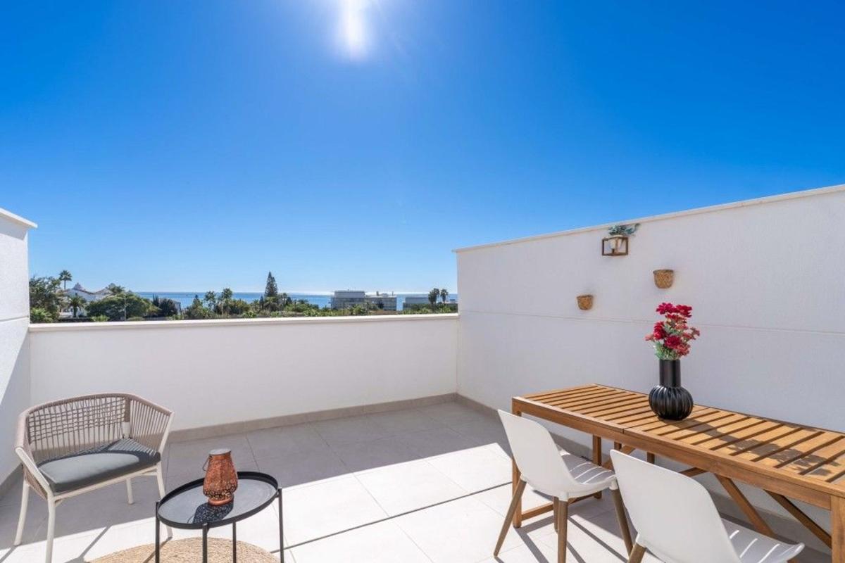 Sale of apartment in Piso en Guadalobón, Estepona, Estepona
photo 4