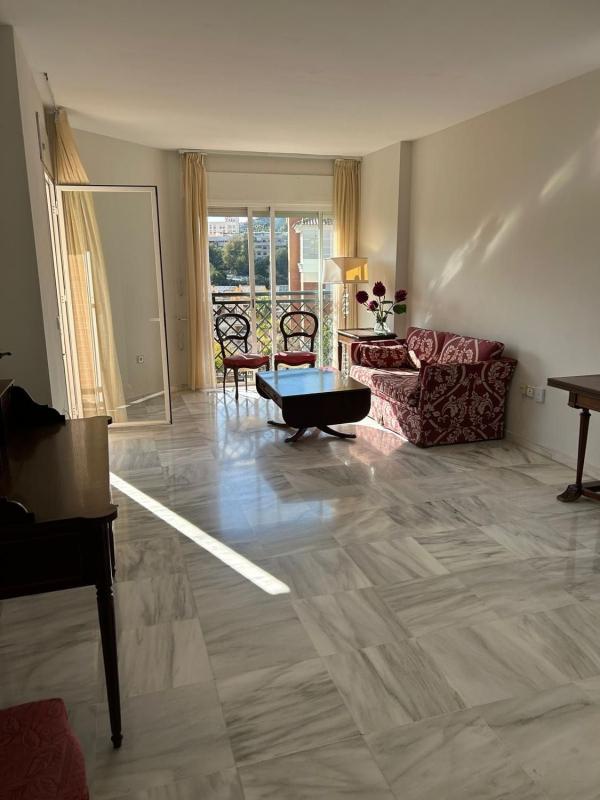 Продажа квартиры на Piso en Calle Federico Fellini, Parque Clavero, Málaga, Малага
photo 3
