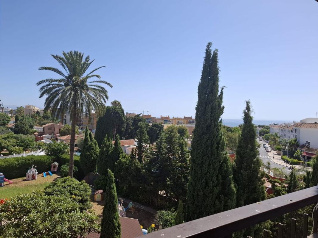 Sale of apartment in Piso en Calle Paganini, El Pinillo, Torremolinos, Torremolinos
photo 1