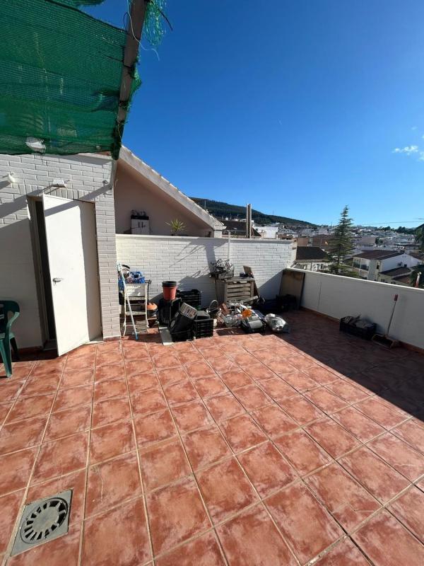 Продажа таунхауса в  Chalet adosado en Centro, Alhaurín el Grande , Алхаурин-эль-Гранде photo 3