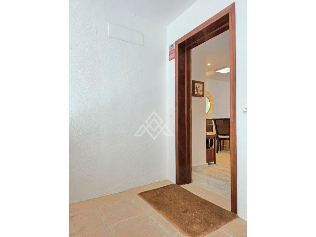 Penthouse sale in Ático en Urbanizacion Torre Esteril, Los Arqueros-Puerto del Almendro, Benahavís, Benahavís photo 3