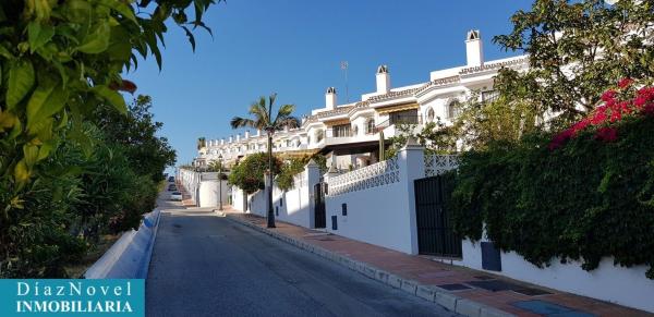 Chalet adosado en Calle Alta Mar, 10, Lo Cea - Los Cortijos, Rincón de la Victoria photo 1