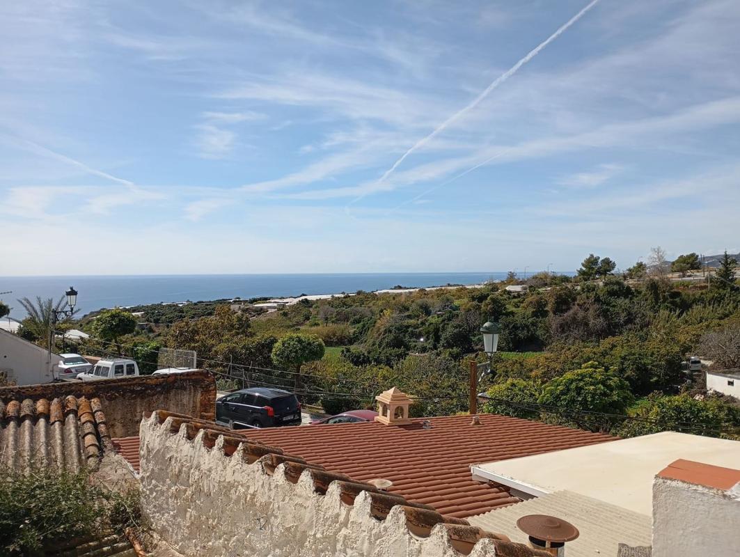 Properties for sale and rent in Spain photo 5
