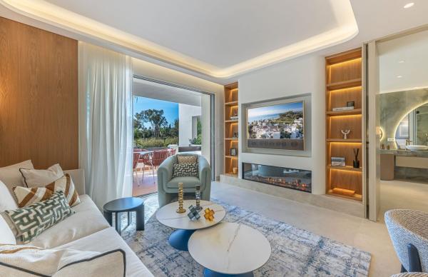 Sprzedaż mieszkania w Piso en Urbanizacion Bahia Del Velerin, 1, El Velerín, Estepona, Estepona
 photo 2