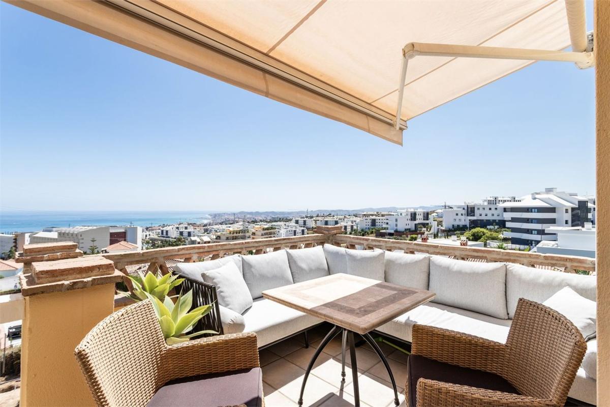 Penthouse sale in Ático en Calle Dragonera, El Higuerón - Capellanía, Benalmádena, Benalmádena photo 4