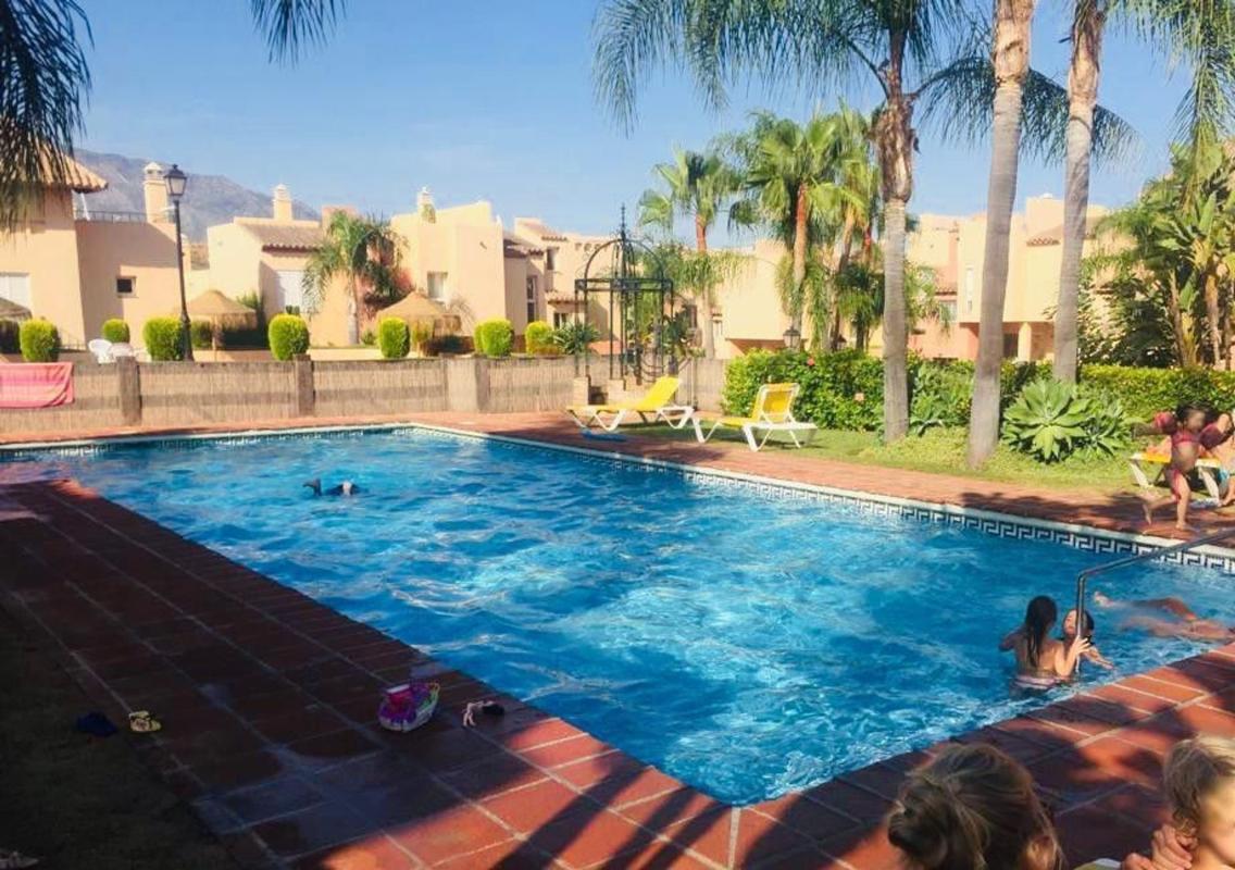 Продажа таунхауса в Chalet adosado en Vía, Rodeo Alto-Guadaiza-La Campana, Marbella , Марбелла photo 4