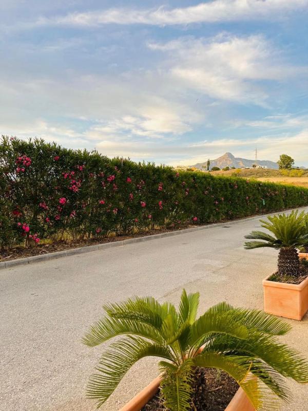 Продажа таунхауса в Chalet adosado en Vía, Rodeo Alto-Guadaiza-La Campana, Marbella , Марбелла photo 5