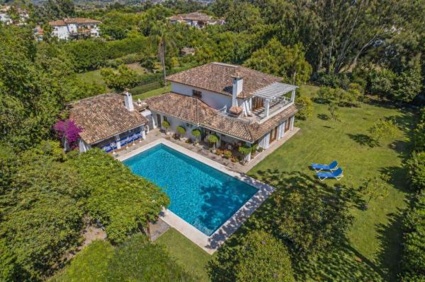 Casa o chalet independiente en Calle Pintor Dalí, Villacana - Costalita - Saladillo, Estepona photo 1