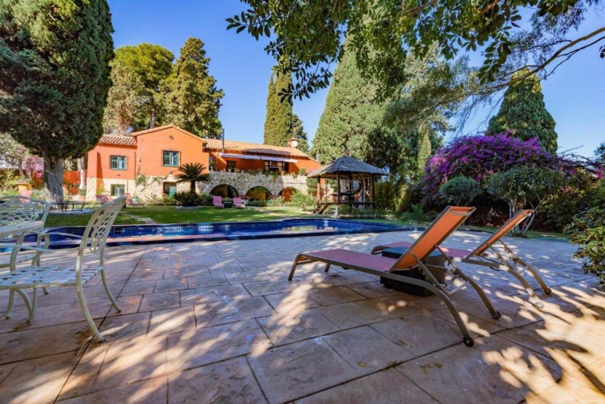 Properties for sale and rent in Spain photo 2