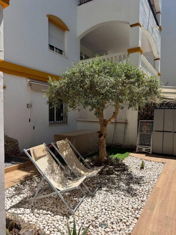 Sale of apartment in Piso en La Dama de Noche-La Alzambra, Marbella, Marbella
 photo 2
