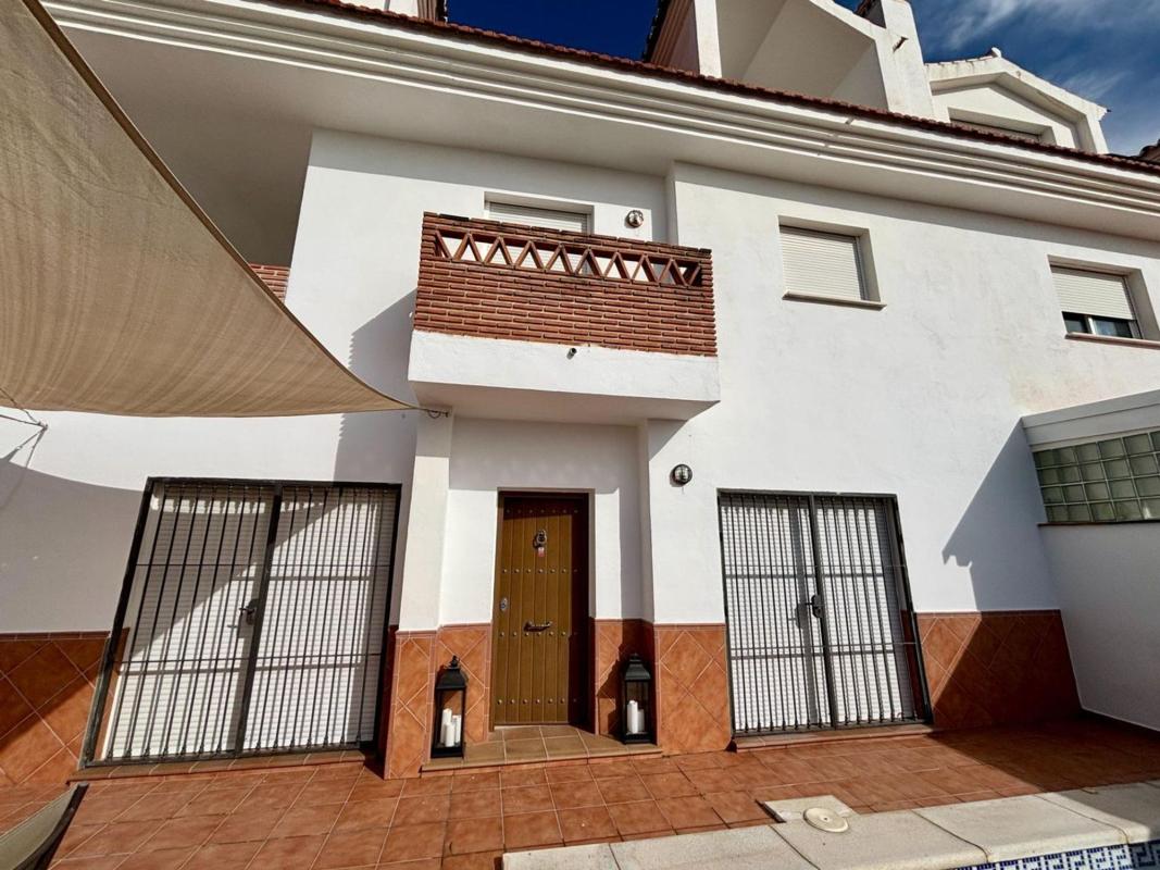 Properties for sale and rent in Spain photo 4
