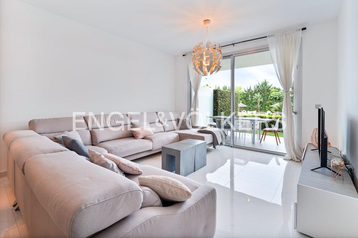 Venta de piso en Piso en Avenida de Bel-Air, Bel-Air, Estepona, Estepona
photo 1