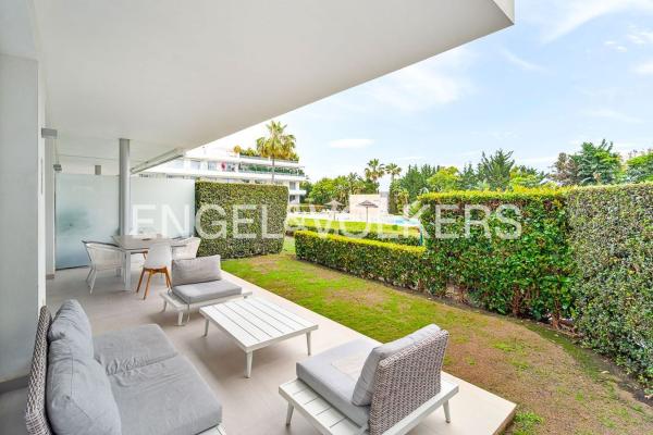 Venta de piso en Piso en Avenida de Bel-Air, Bel-Air, Estepona, Estepona
 photo 3