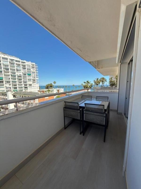 Sale of apartment in Piso en Cortijo Torrequebrada, Benalmádena, Benalmádena
photo 1
