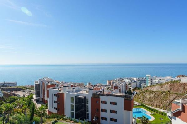 Sprzedaż mieszkania w Piso en Calle Margarita Salas, El Higuerón, Fuengirola, Fuengirola
 photo 2