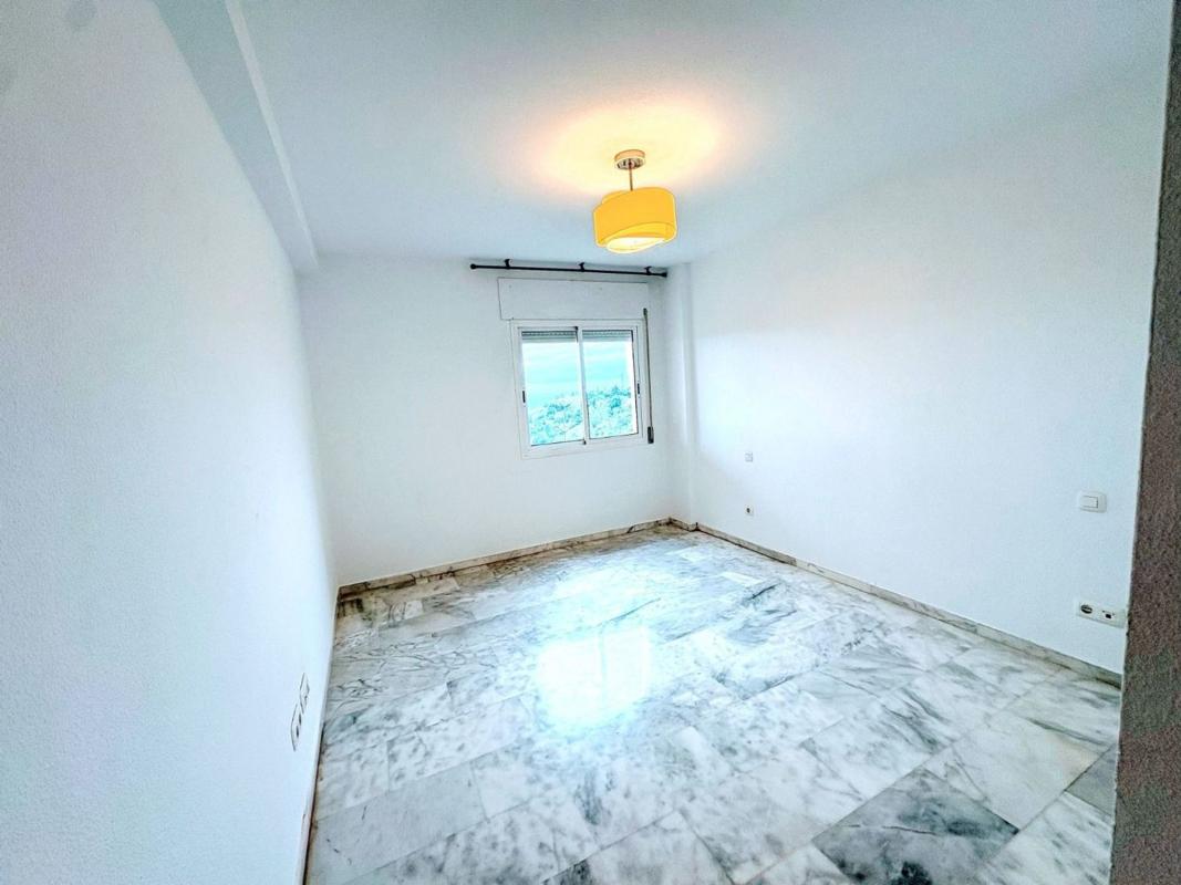 Venta de piso en Piso en Urbanizacion Reserva 2 Fase, Reserva de Marbella, Marbella, Marbella
photo 4