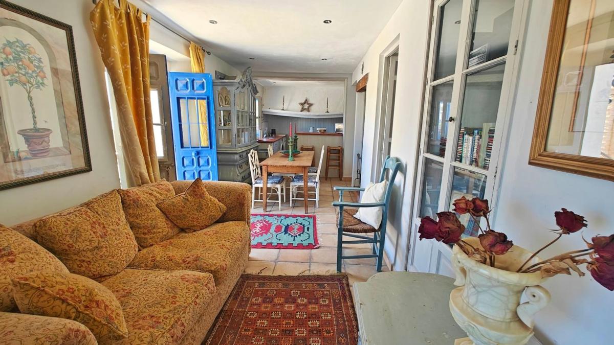 Sale of townhouse in Chalet adosado en Comares , Comares photo 2
