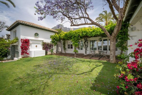 Casa o chalet independiente en Calle Mozart, 37, Sierra Blanca, Marbella photo 1