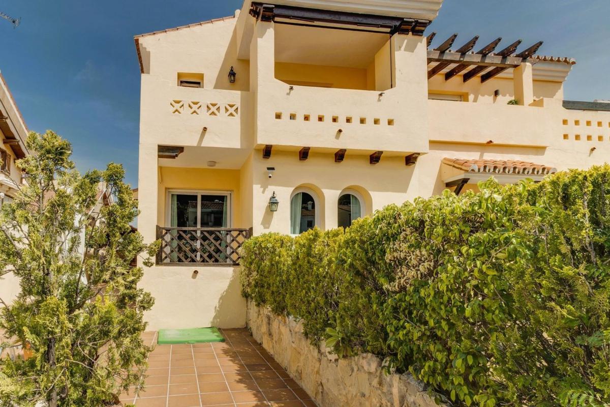 Properties for sale and rent in Spain photo 1