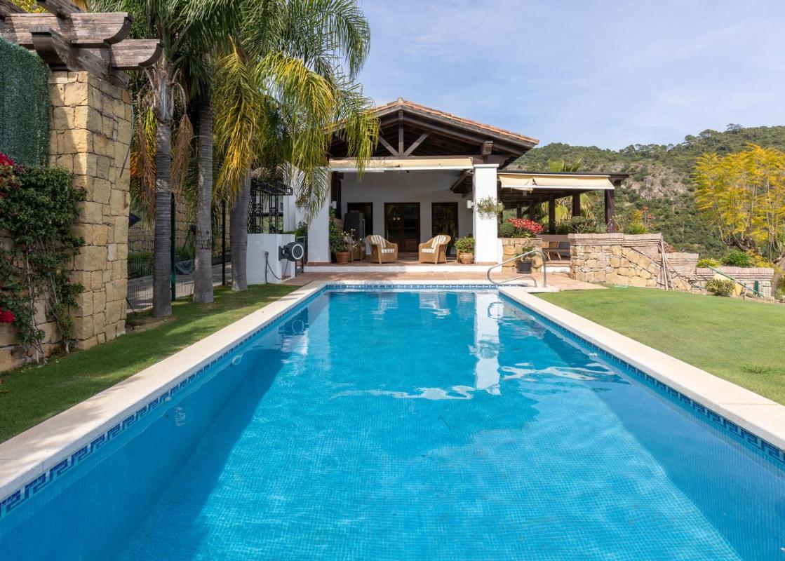 Properties for sale and rent in Spain photo 2