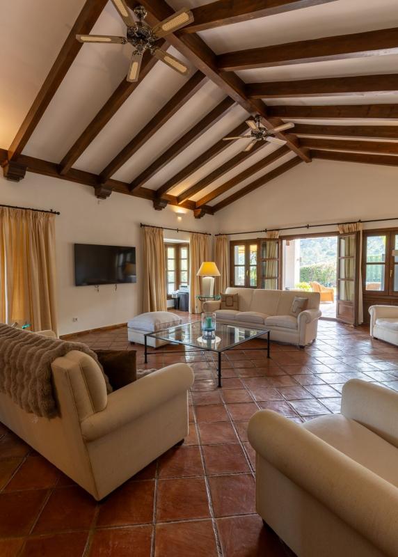 Properties for sale and rent in Spain photo 4