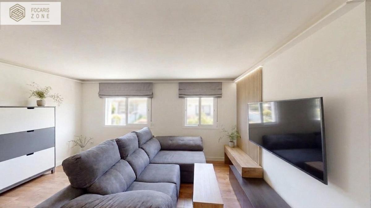 Продажа квартиры на Piso en Calle Obispo Julio María, Ayuntamiento, Torremolinos, Торремолинос
photo 2