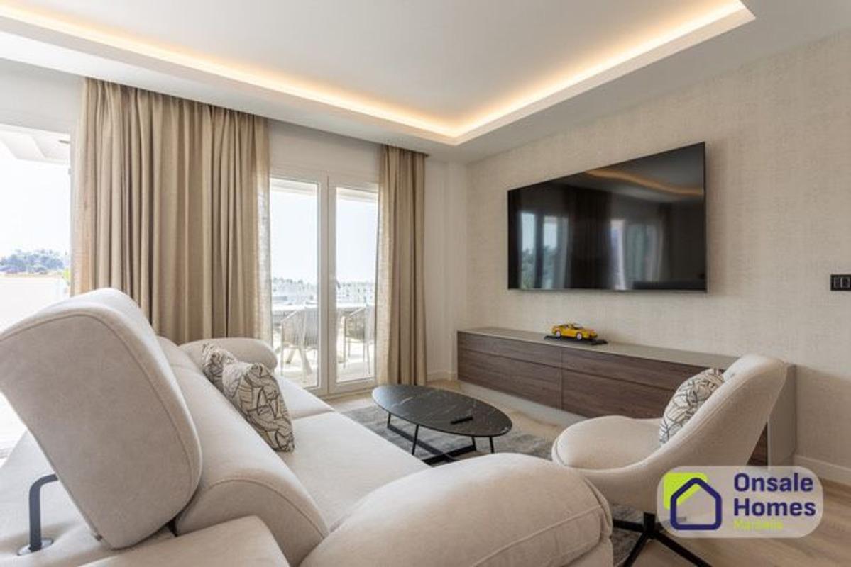 Penthouse sale in Ático en Calle Miguel Delibes, Rodeo Alto-Guadaiza-La Campana, Marbella, Marbella photo 4