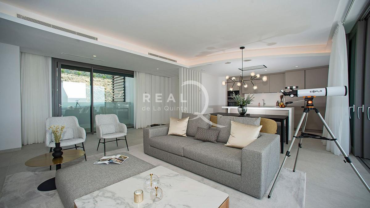 Duplex sale in Dúplex en Calle Lago de Como, 1, El Madroñal, Benahavís, Benahavís photo 5