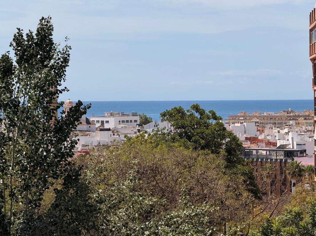 Sale of apartment in Piso en Centro, Estepona, Estepona
photo 1