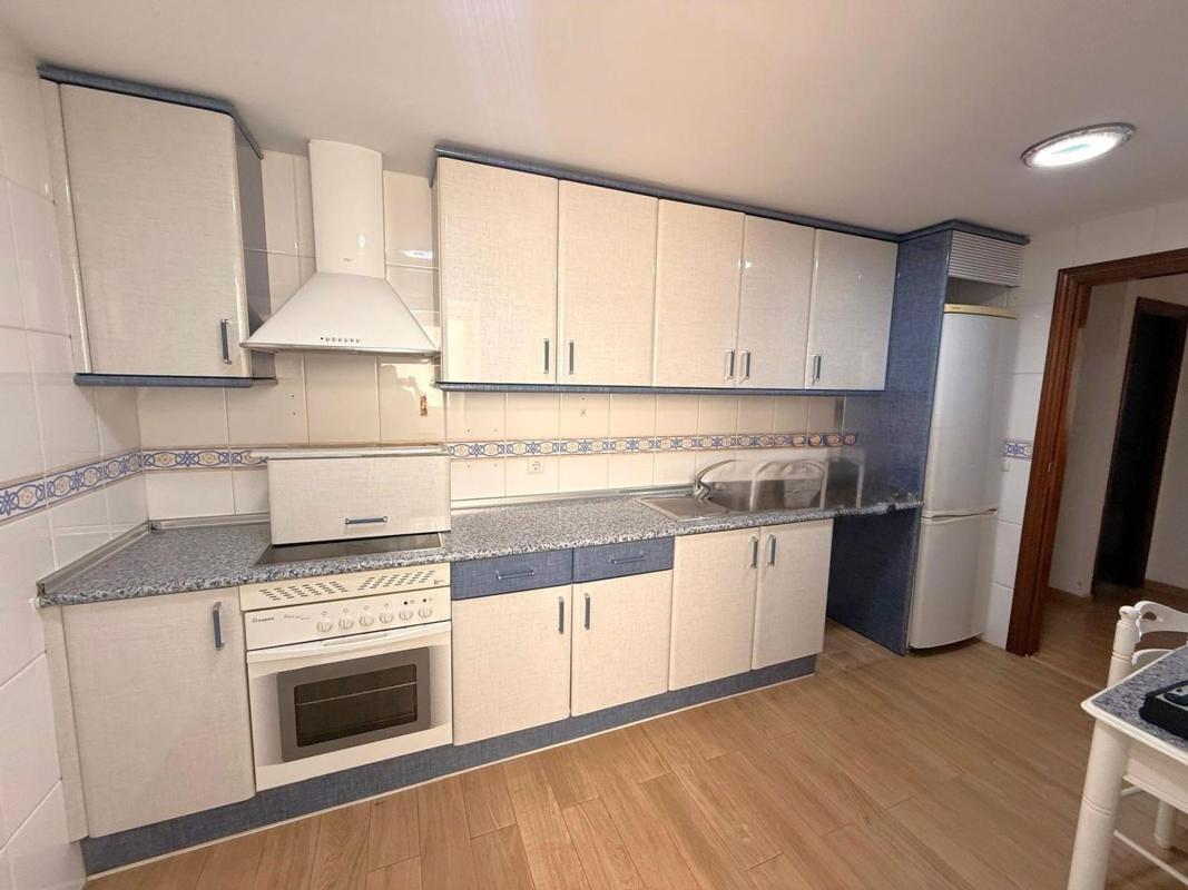 Sale of apartment in Piso en Centro, Estepona, Estepona
photo 3