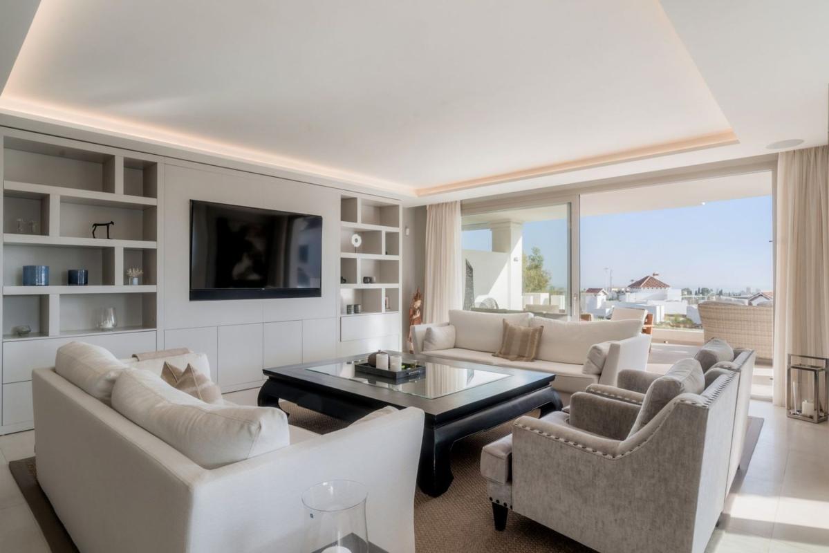 Venta de piso en Piso en Los Naranjos, Marbella, Marbella
 photo 3