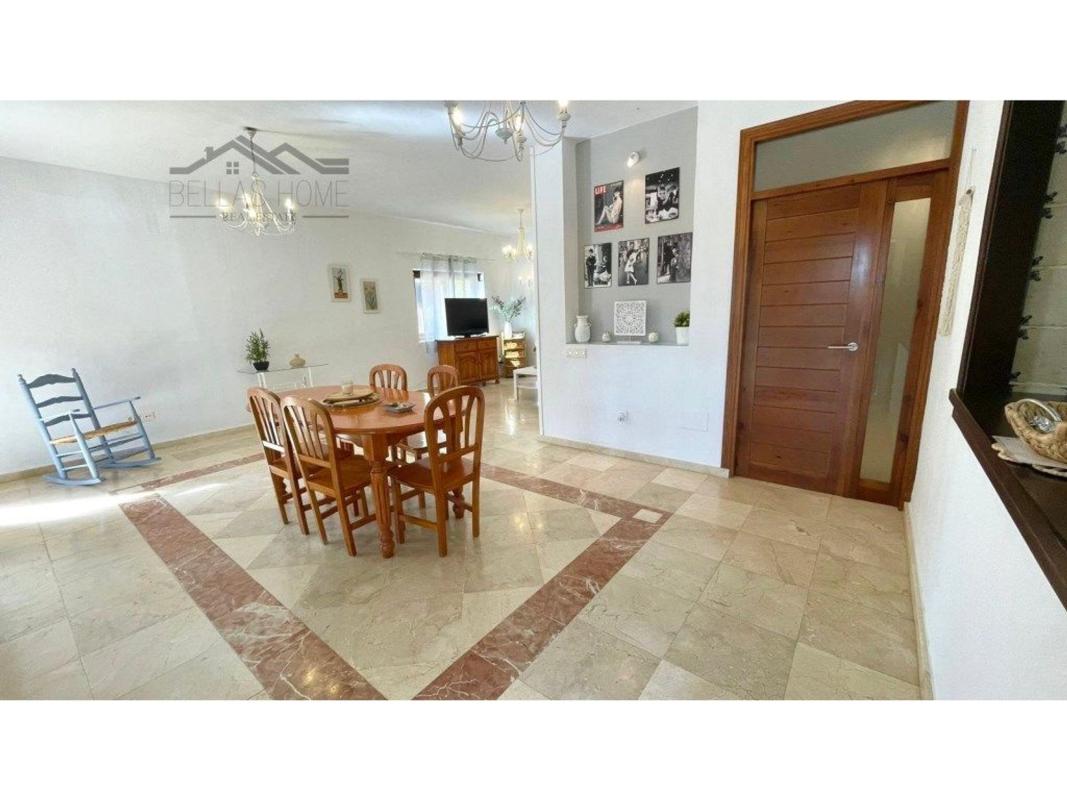 Properties for sale and rent in Spain photo 5