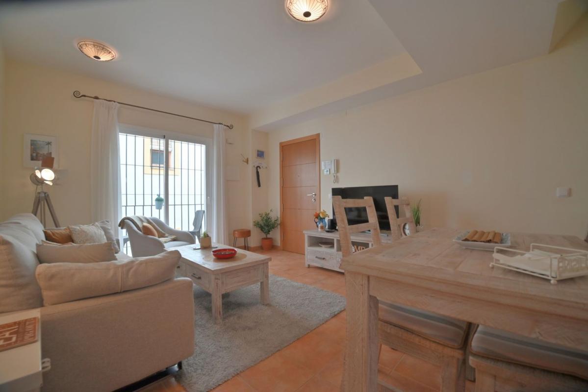 Duplex sale in Dúplex en Playa Bajadilla-Puertos, Marbella, Marbella photo 3