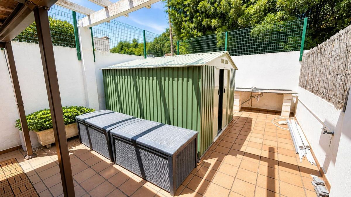 Sale of townhouse in  Chalet adosado en Calle Cristobal Morales, Puerto de la Duquesa, Manilva , Manilva photo 4