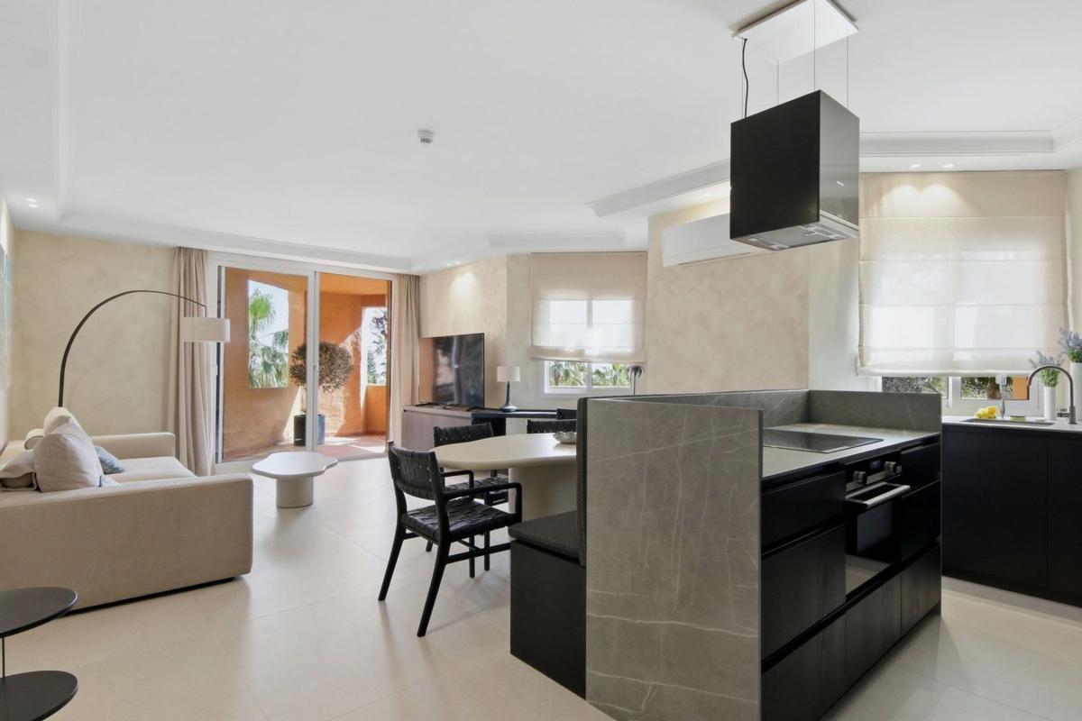 Venta de piso en Piso en Kempinski, Estepona, Estepona
 photo 3