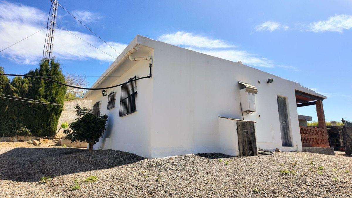 Properties for sale and rent in Spain photo 5